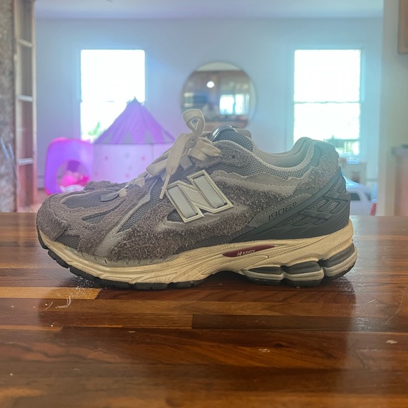 New Balance 1906D - Picture 1 of 6